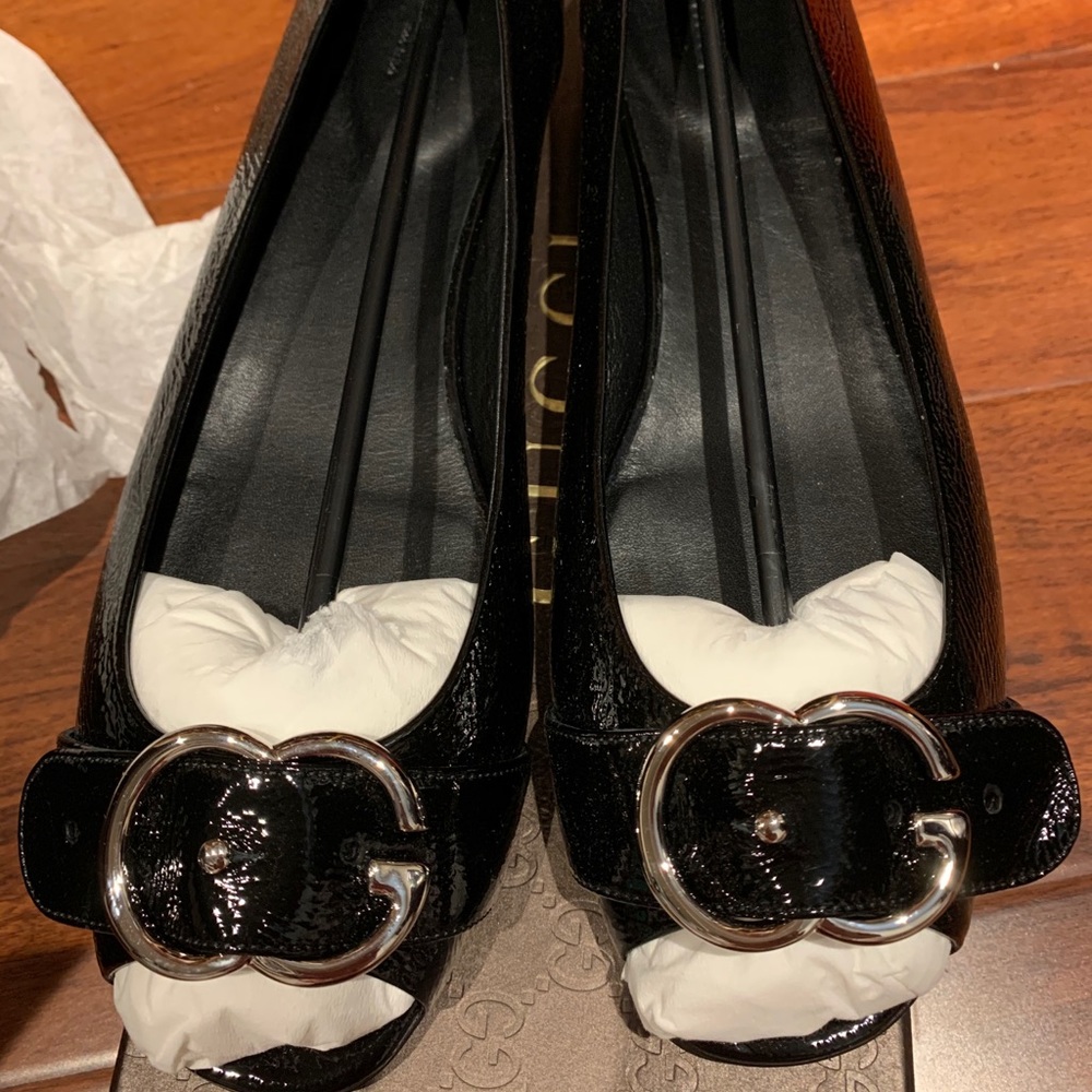 Gucci Salandia peep toe flats